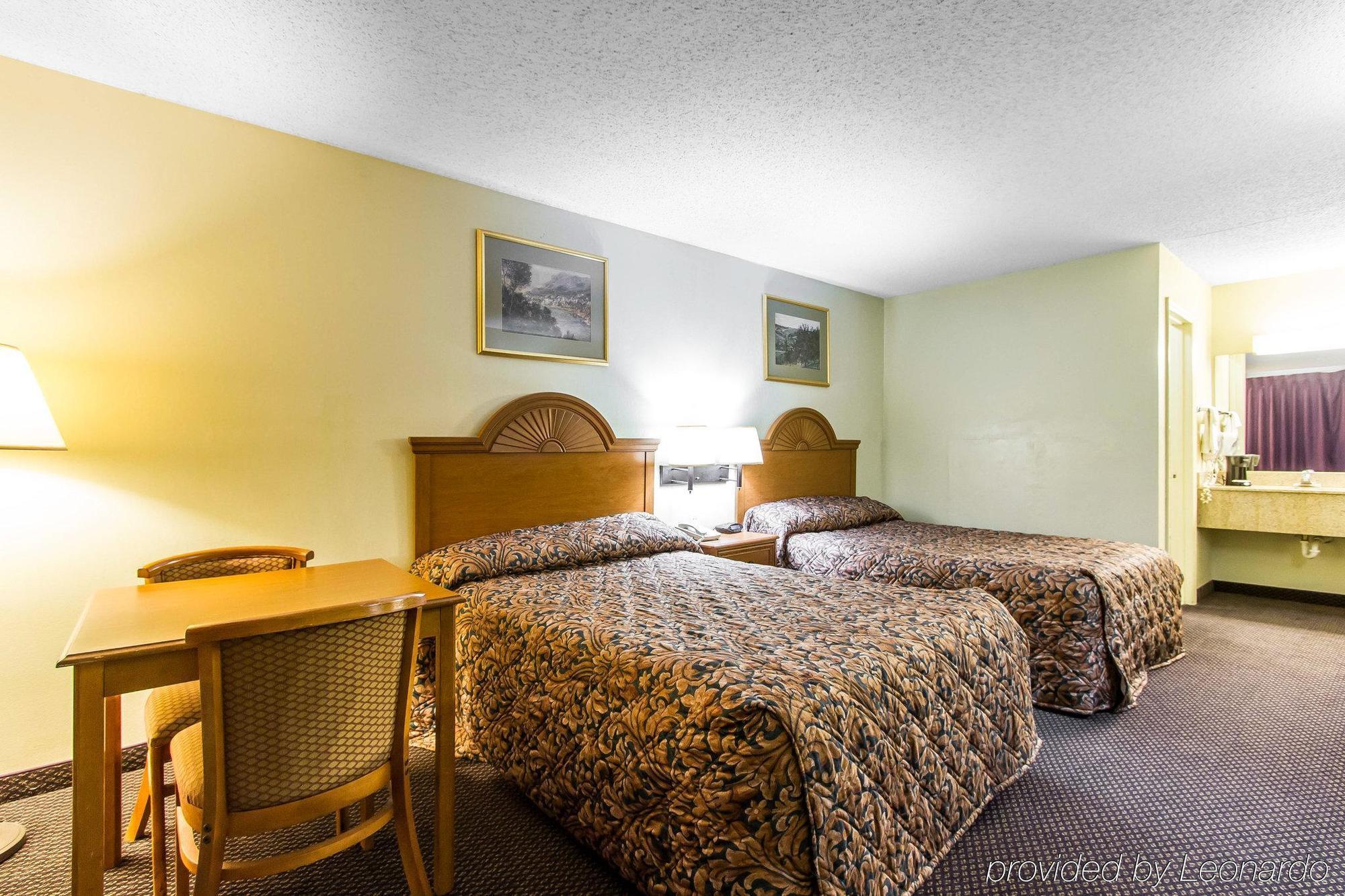 Motel Econo Lodge&suites