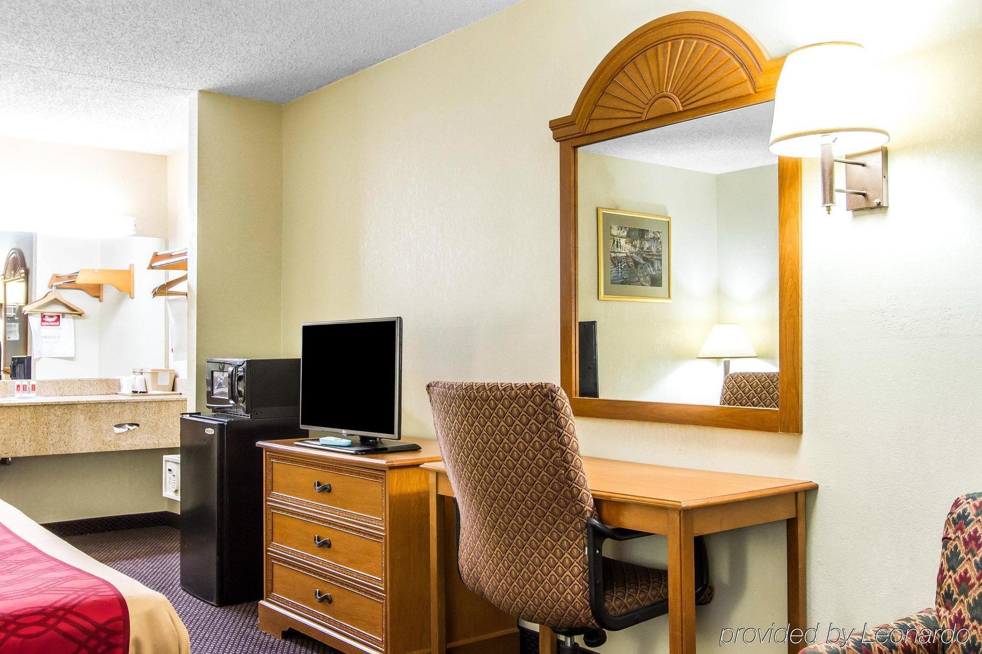 Motel Econo Lodge&suites