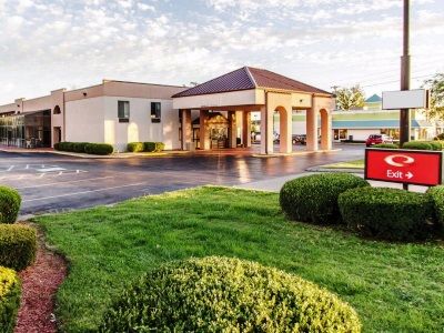 Econo Lodge&suites