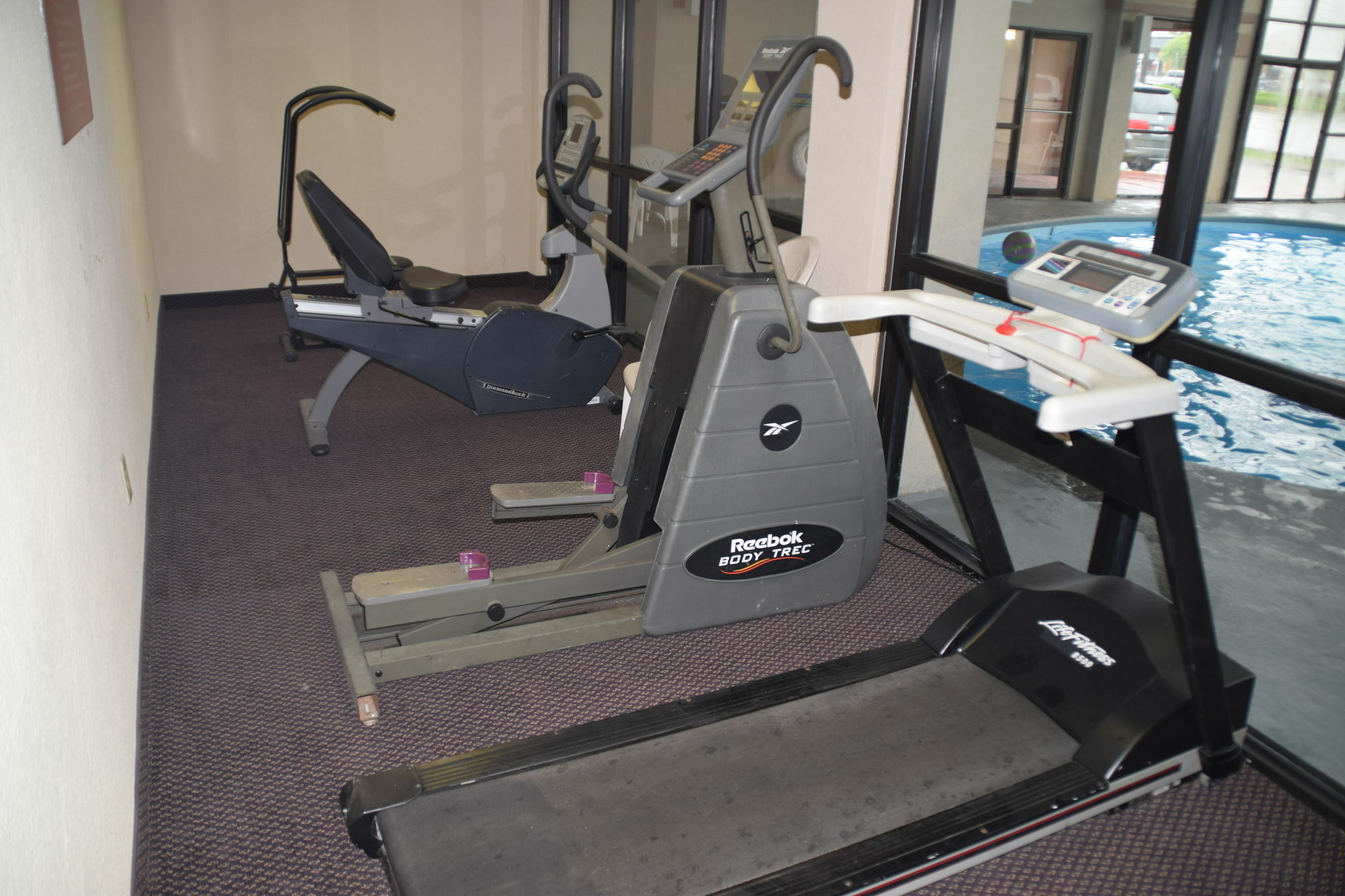 Motel Econo Lodge&suites 3*