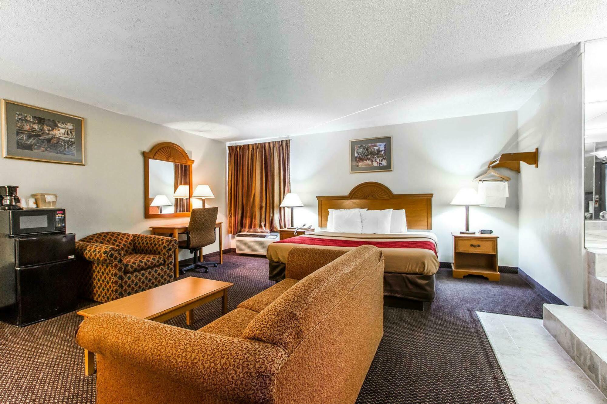 Econo Lodge&suites 3* Clarksville