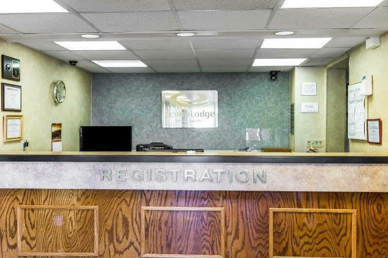 Econo Lodge&suites
